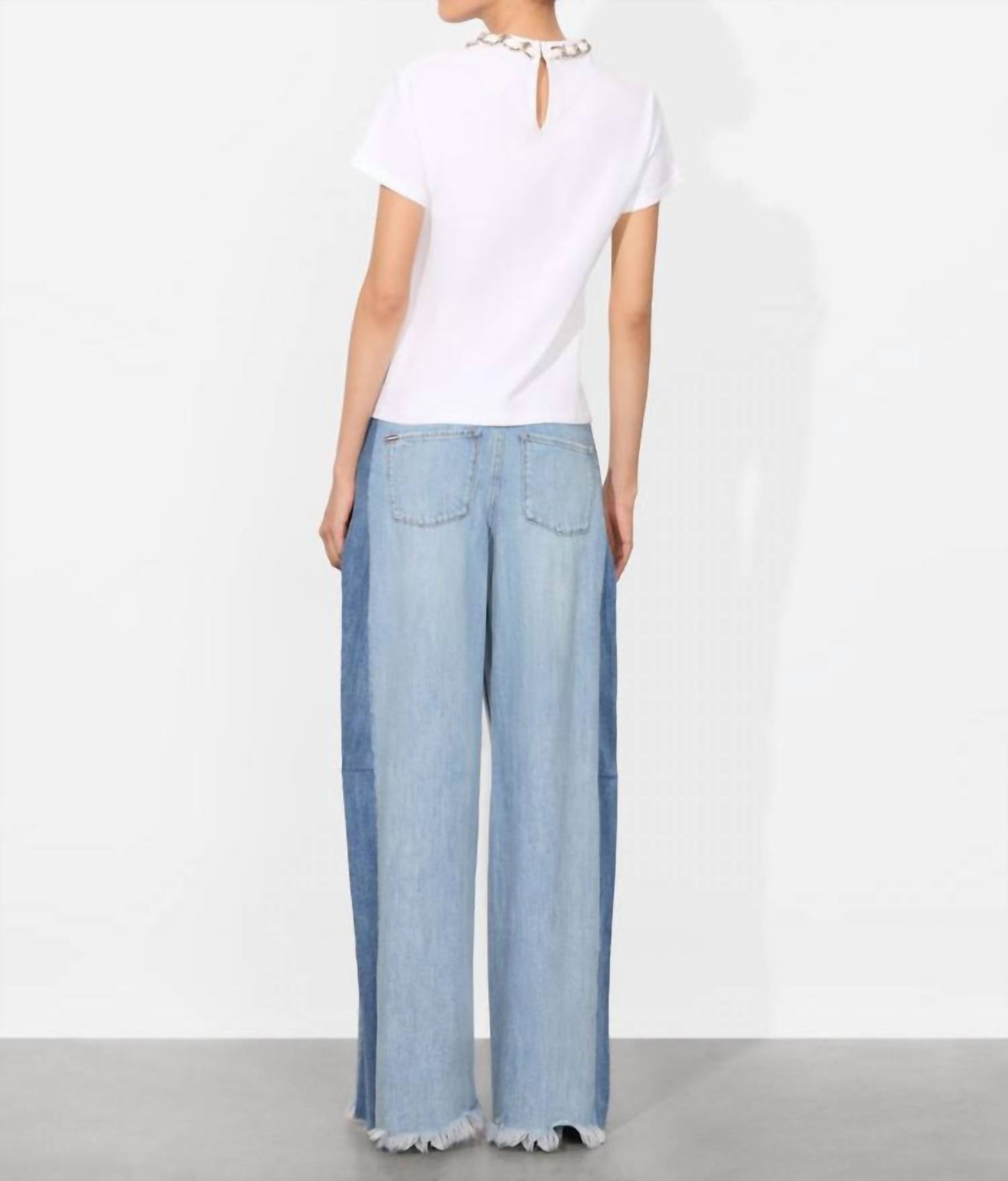 Alice + Olivia - Women Miller Embellished Tee Kiss