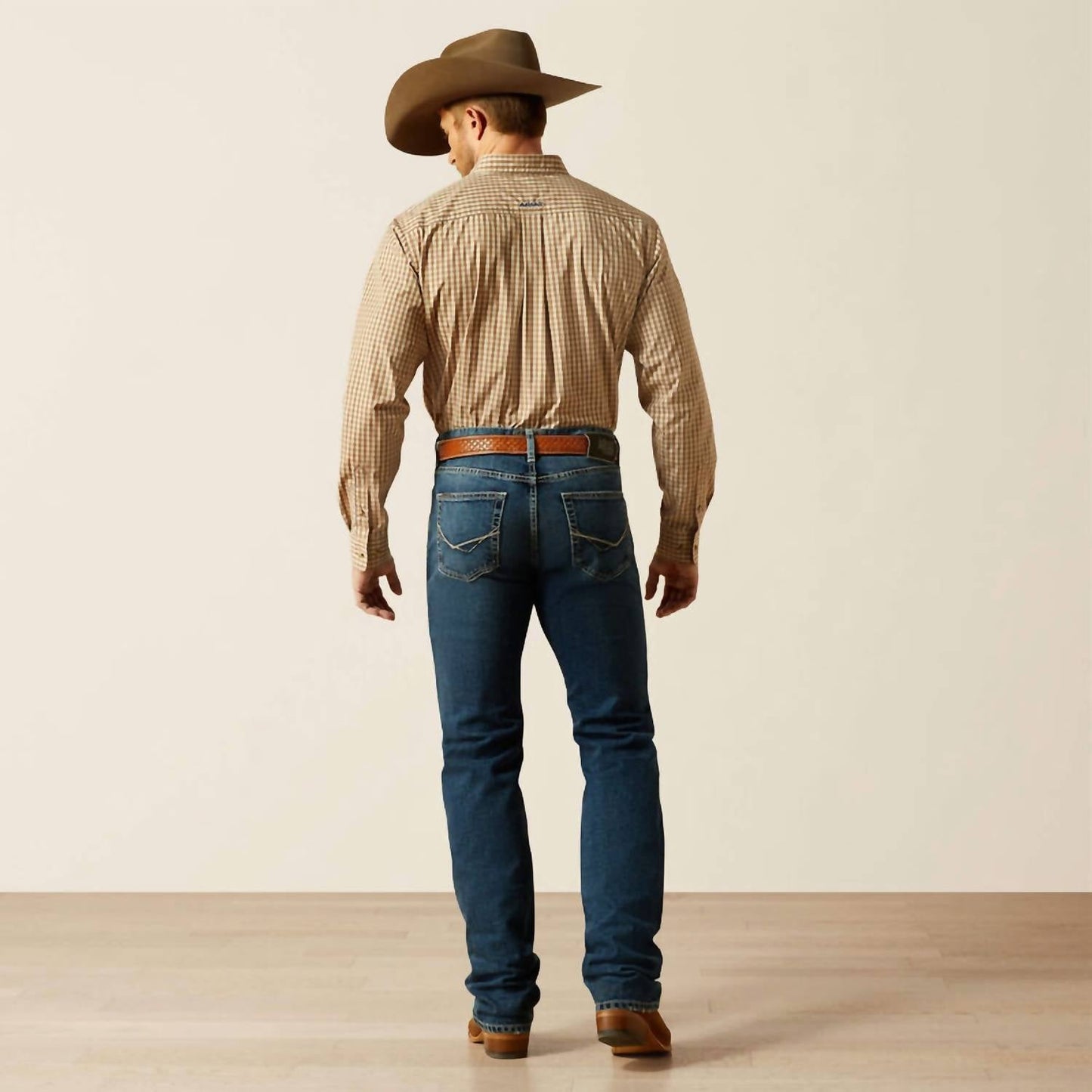 Ariat - M7 Slim Sawyer Classic Rise Straight Leg Jeans