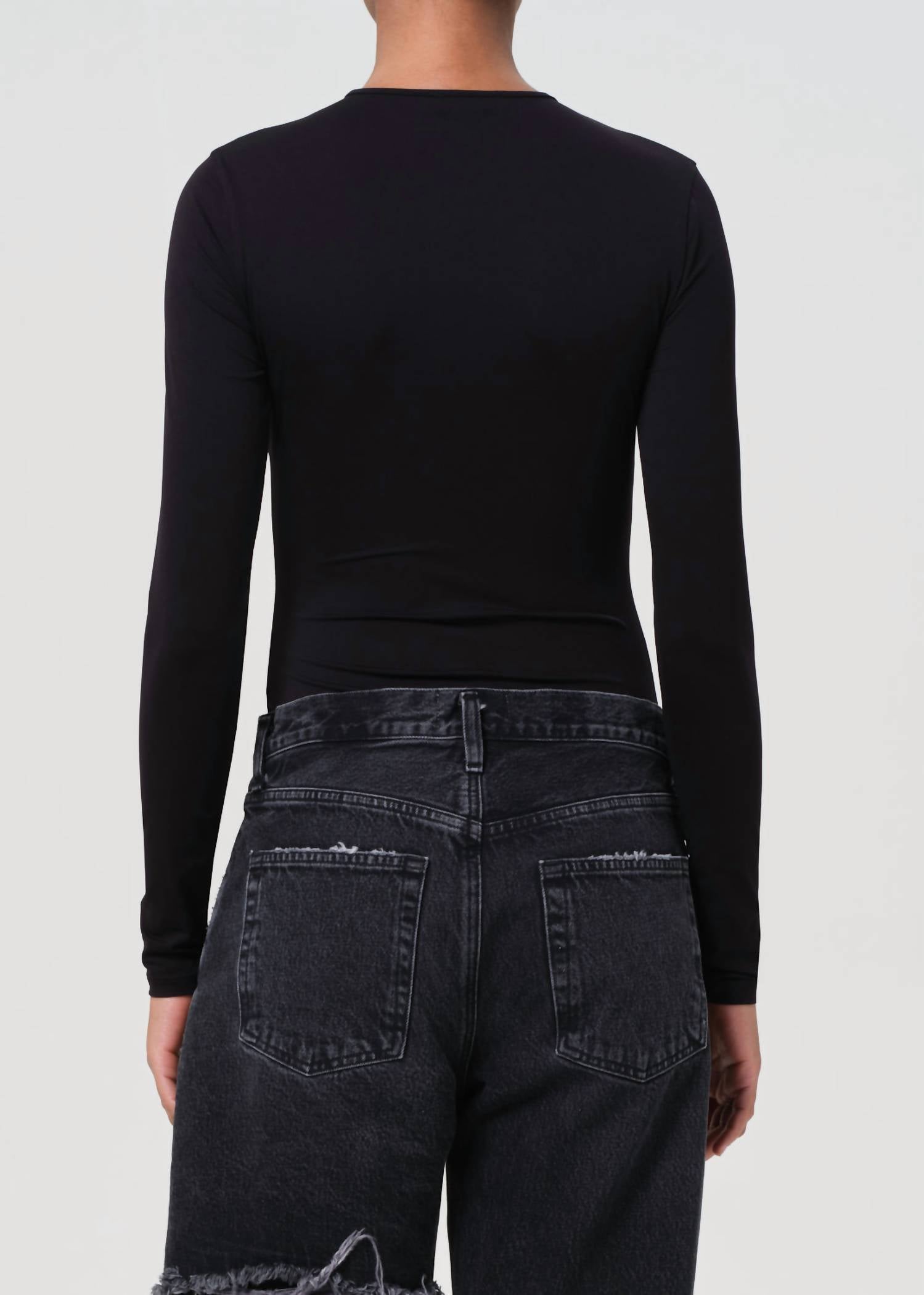 agolde-aura-long-sleeve-bodysuit-2