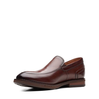Clarks - MEN'S UN HUGH STEP SHOES