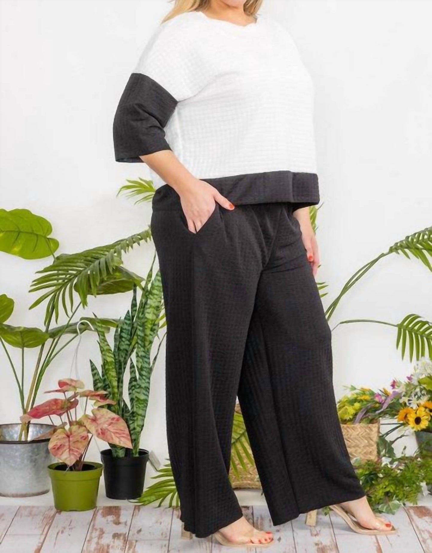 Karen T Design - Cozy Textured Two-piece Set