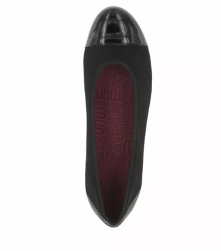 Munro - Women's Henlee Flats