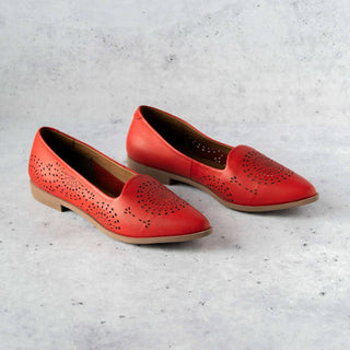 Bueno - Women's Brandy Flat Shoes