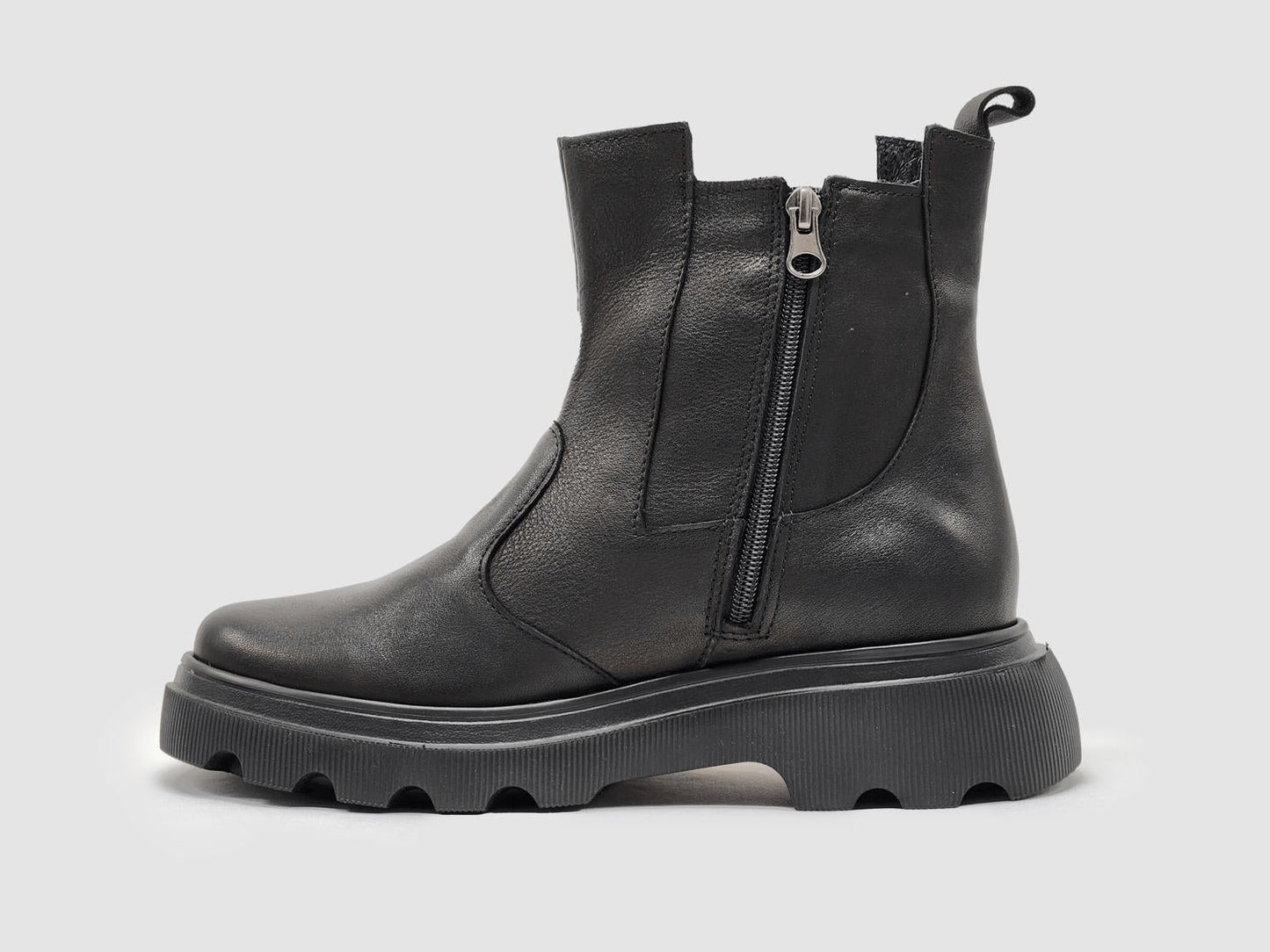 Kcr Group - Women's Modern Insulated Zip-up Chelsea Leather Boots