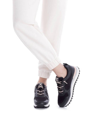 Xti - Women's 144156 Round Toe Sneakers