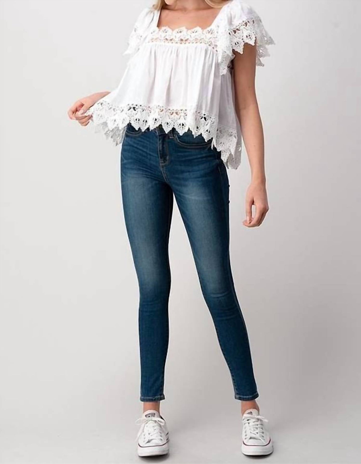 Timing - Ruffled Short Sleeve Top