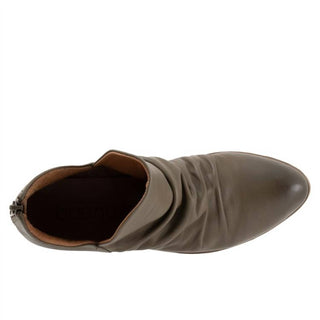 Bueno - Women's Cori Shoes