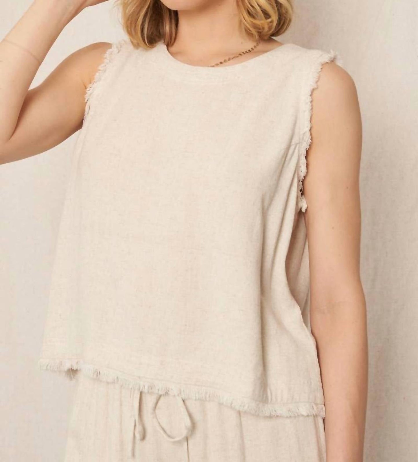 En Creme - Linen Frayed Edge Top
