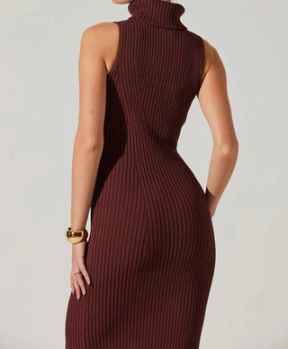 Astr - Channary Sleeveless Turtleneck Sweater Dress