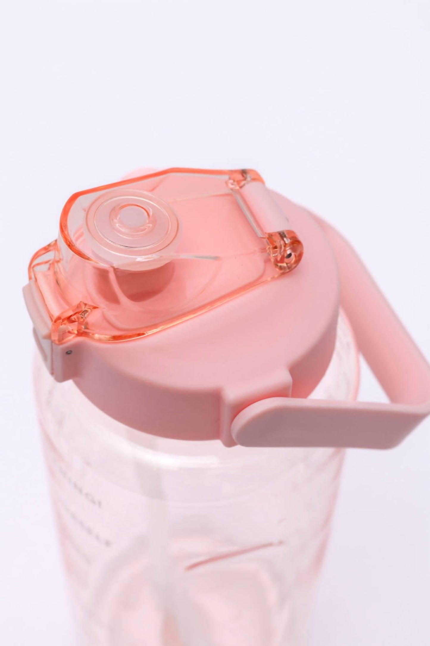 123 Amore - Elevated Water Tracking Bottle