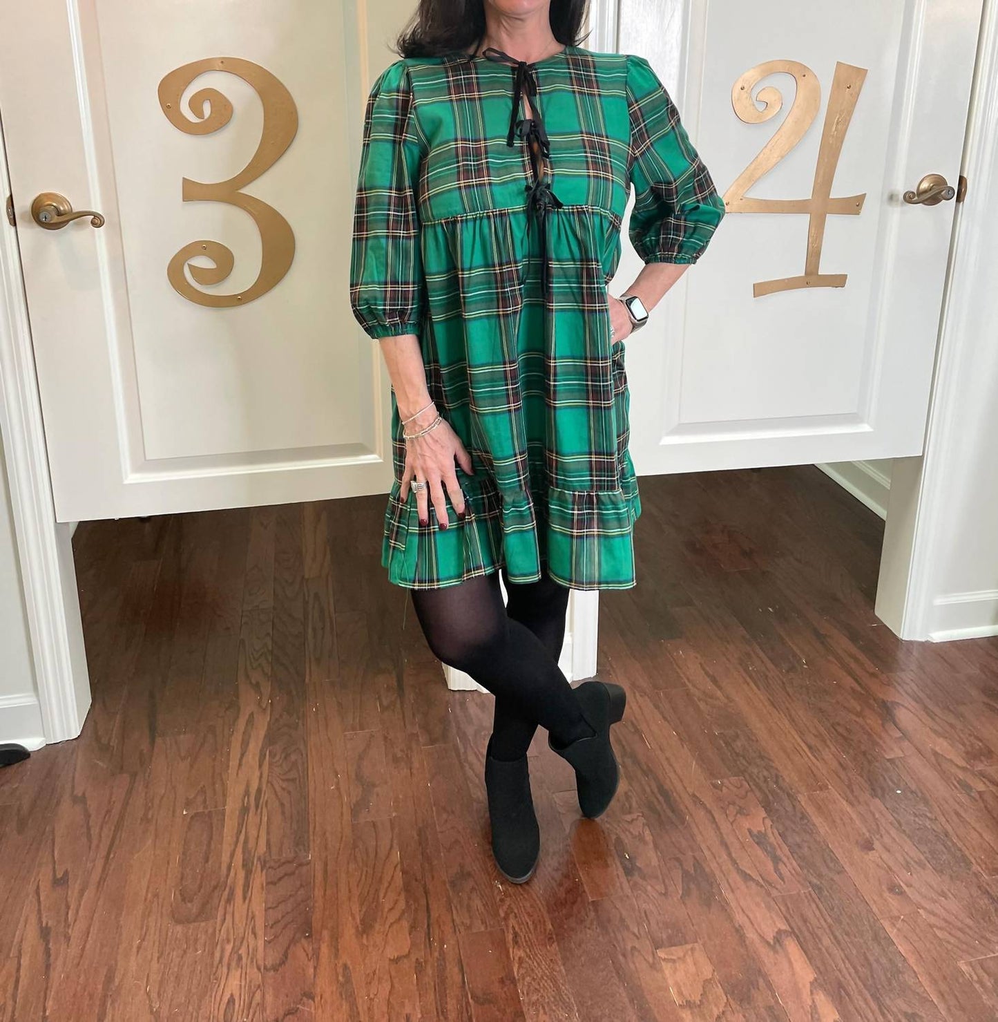Anniewear - Minnie Plaid Mini Dress