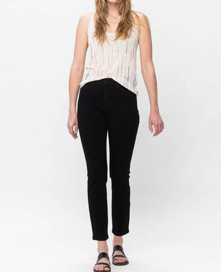 Judy Blue - Mid Rise Slim Fit Jean