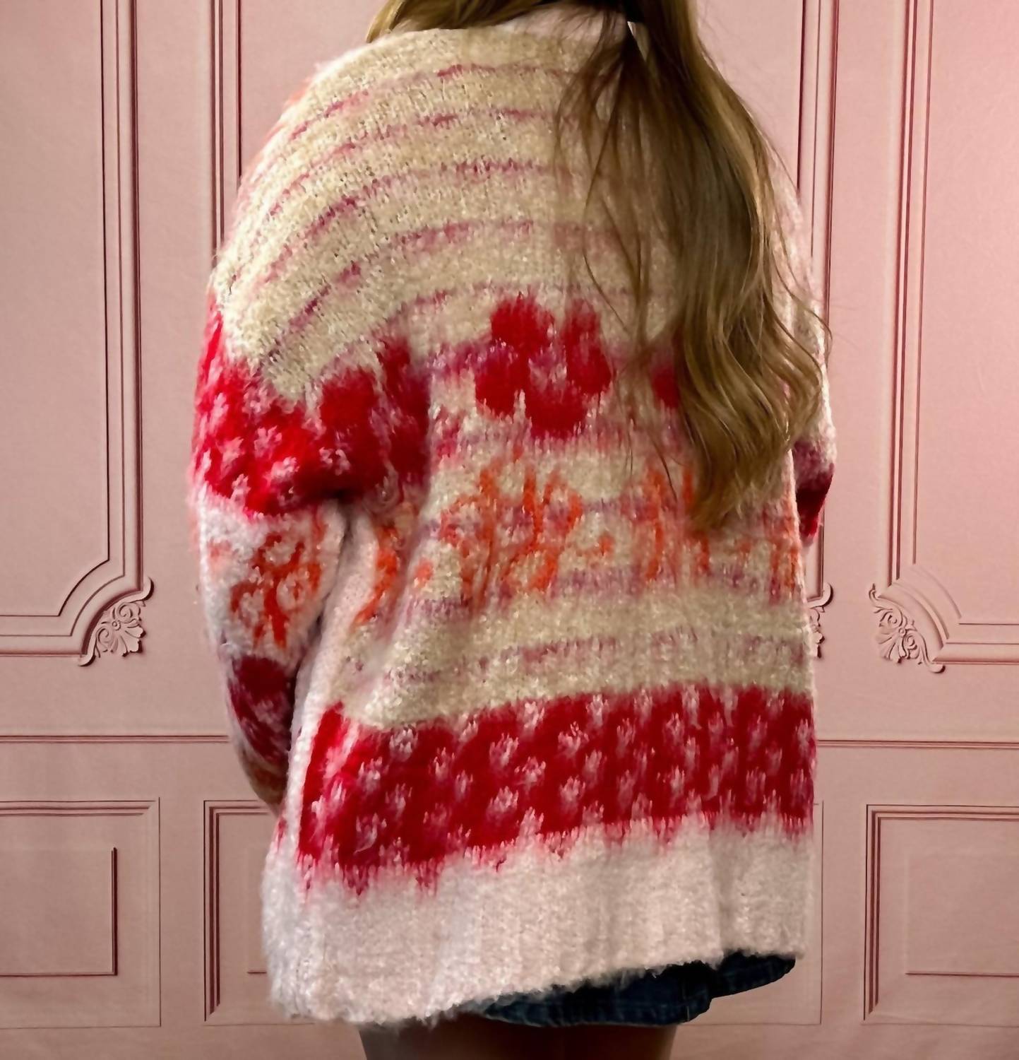 &Merci - Oversized Fuzzy Floral Cardigan