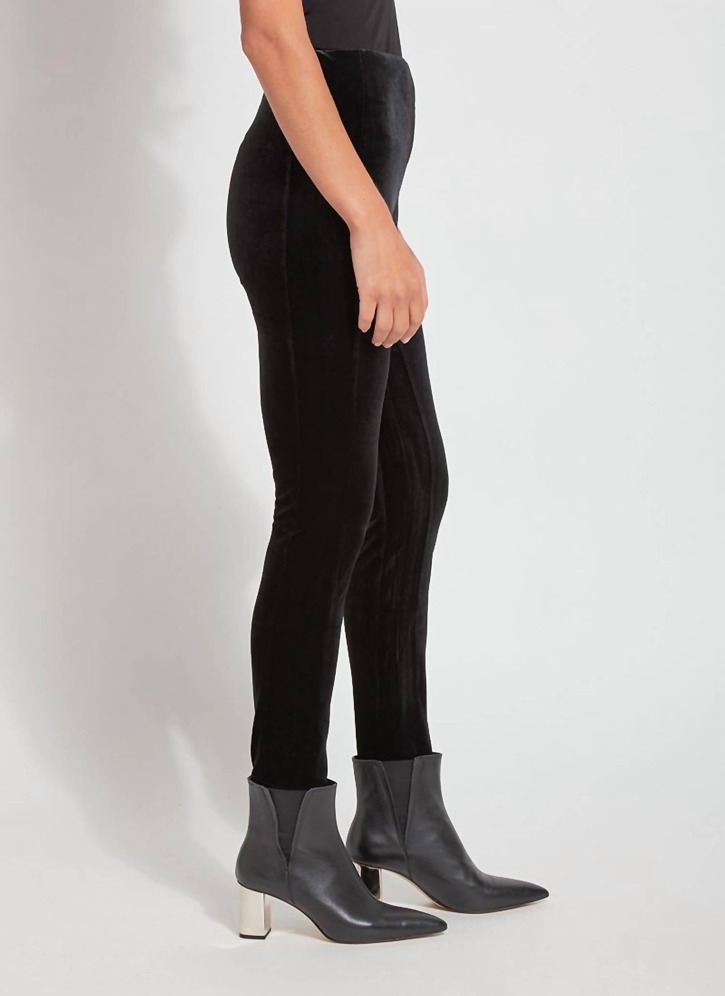 Lysse - Women's Mara Velvet Legging Pant