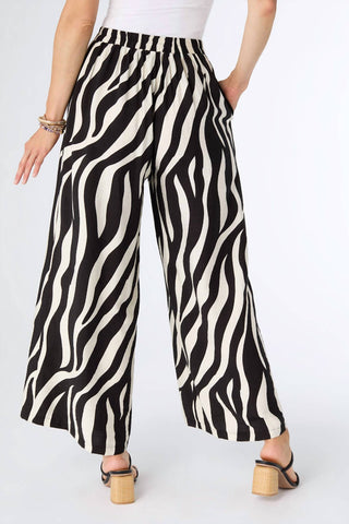 Coco + Carmen - Gracie Wide Leg Flowy Pant