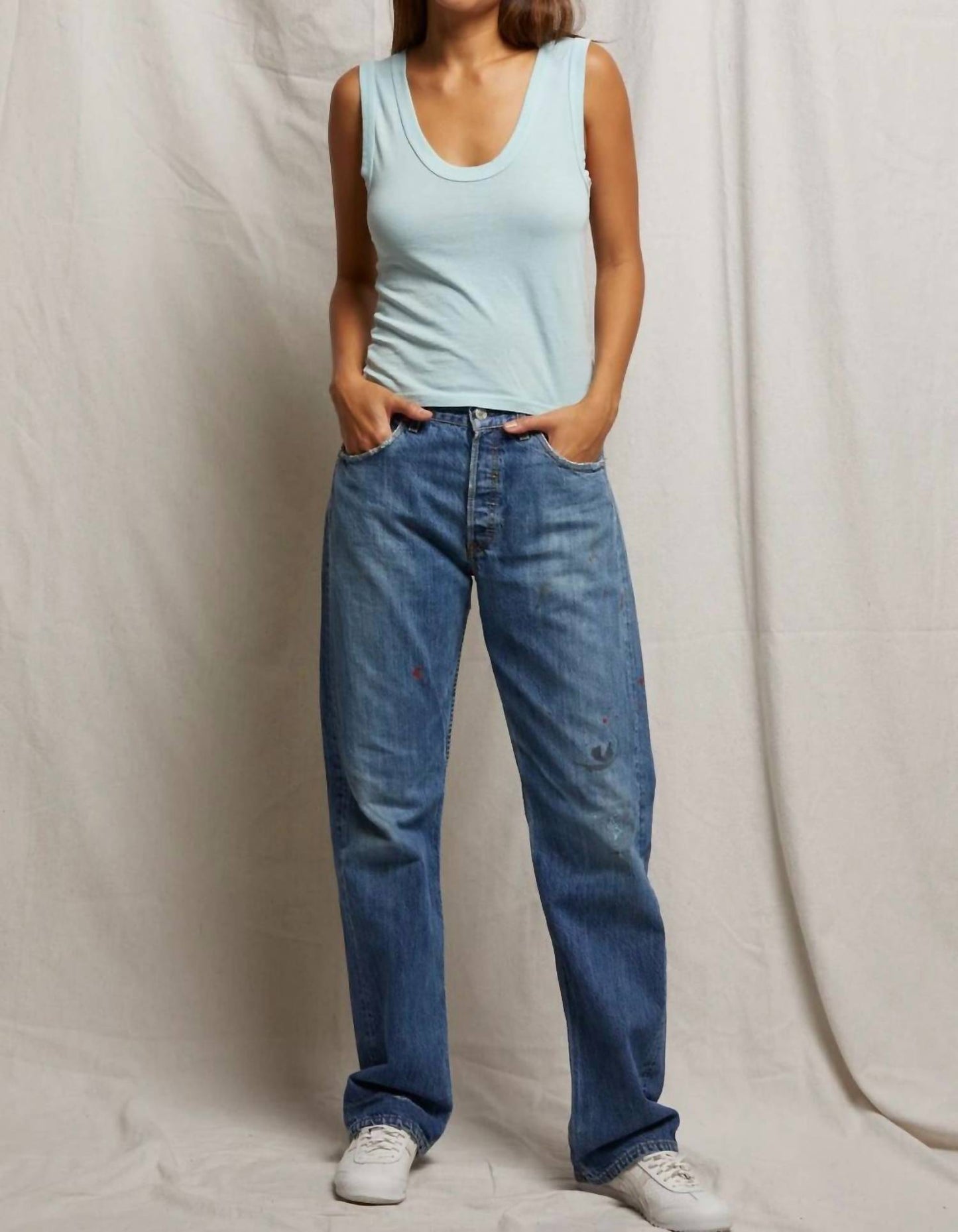 Perfectwhitetee - Khara U-neck Tank