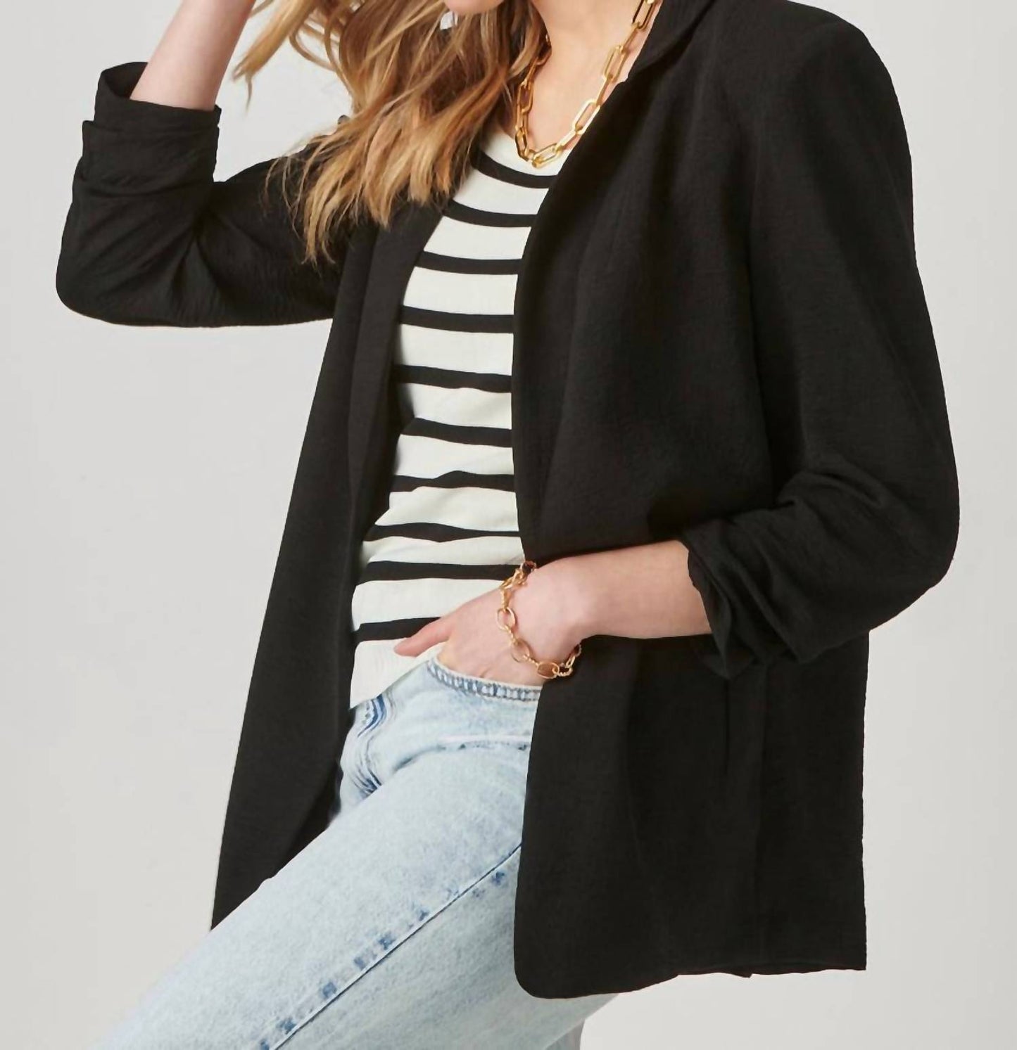 Charlie Paige - Ruched Sleeve Lightweight Jacket