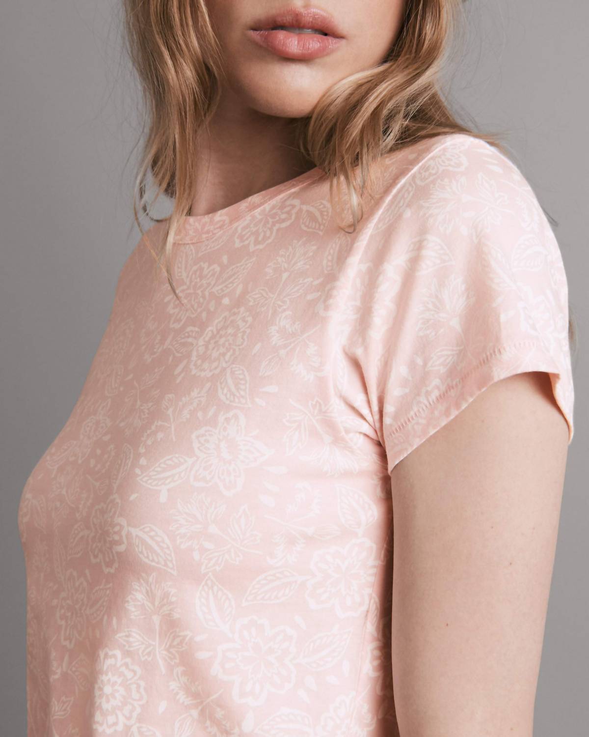 Rag & Bone - RUSSIAN FLORAL SHORT SLEEVE TEE