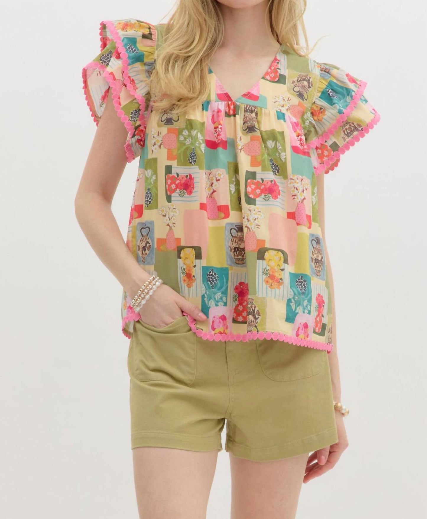 Entro - Floral Design Scalloped Top