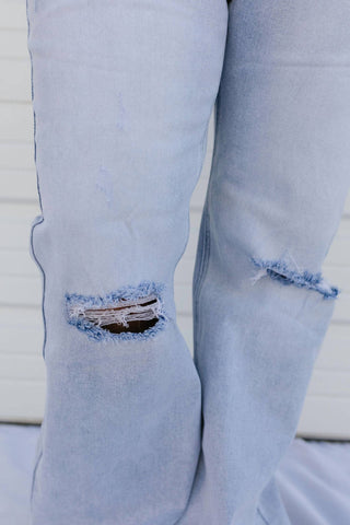 Risen - Cordwood Beach Distressed Jeans