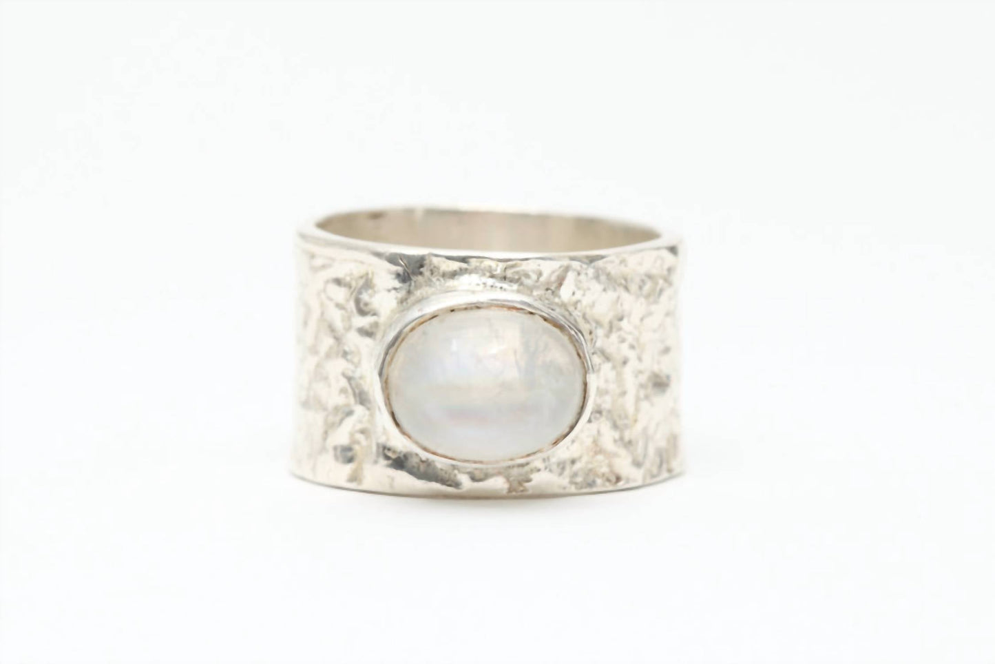 Avenue Chic - Women's Rainbow Moonstone Ring
