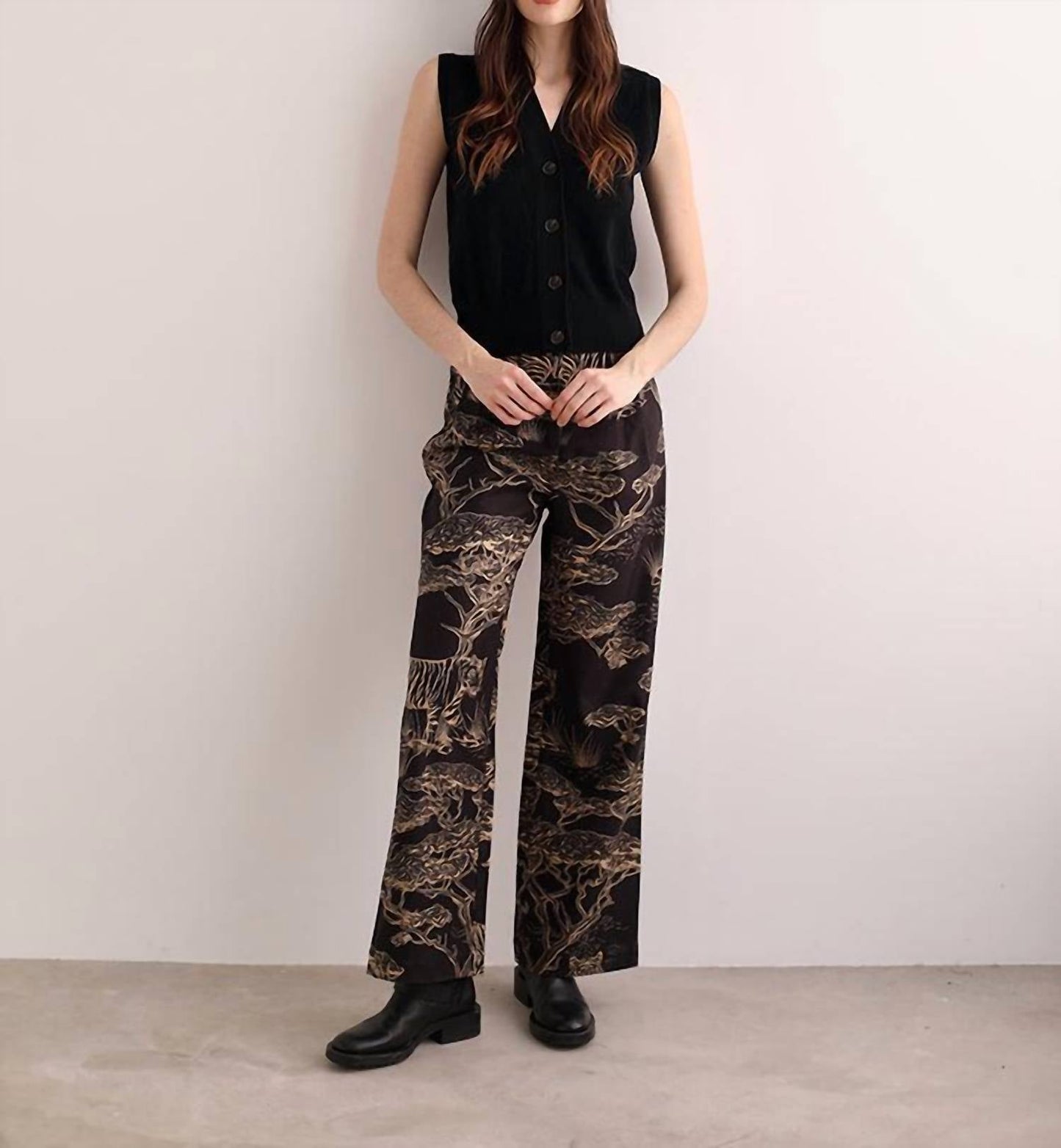 Las Sureñas - Lion Sleek Vest