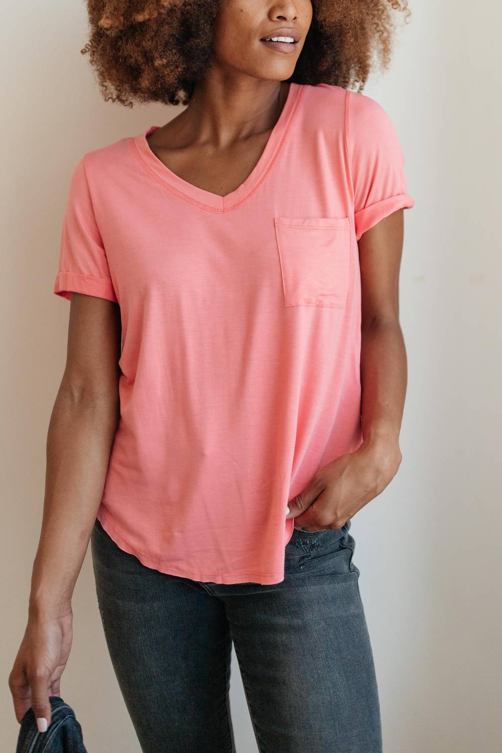 143 Story - Essential V-Neck Tee