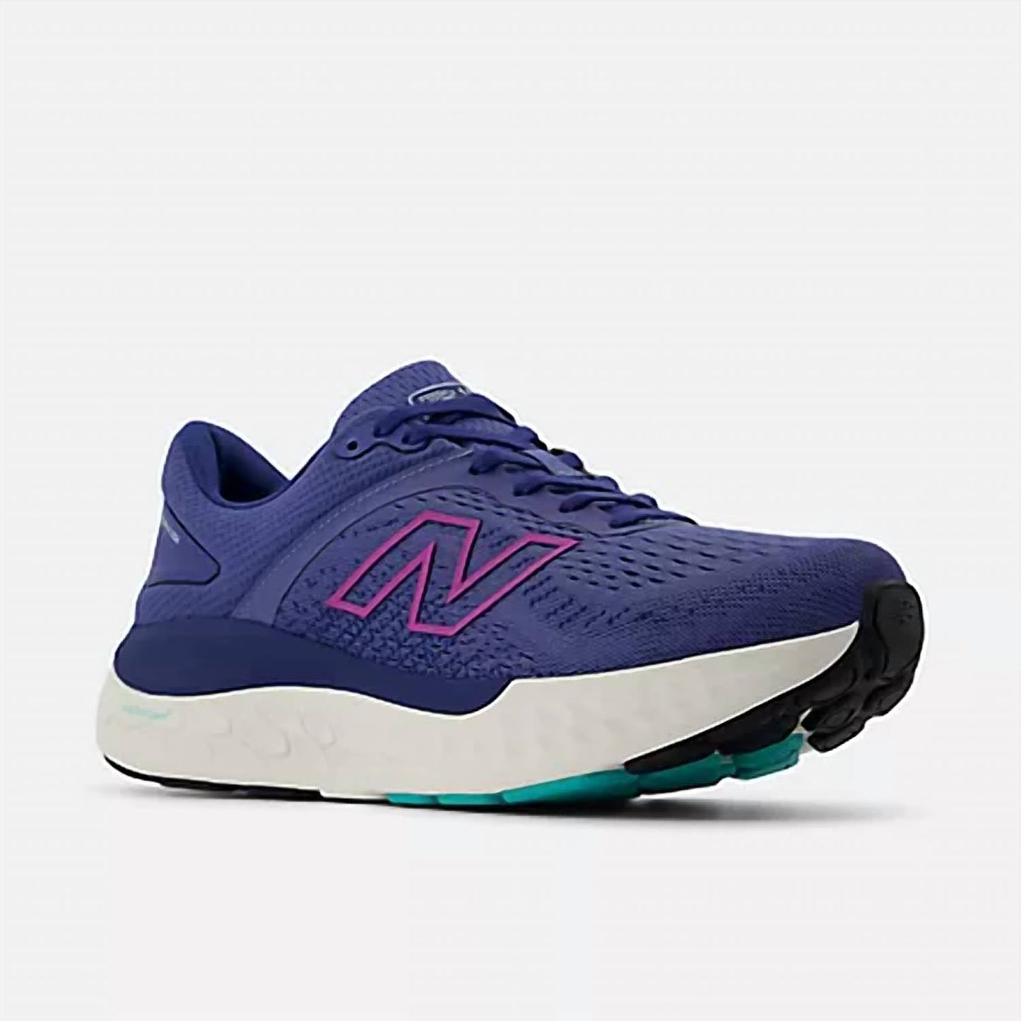 New Balance - Women's 1540v4 Sneakers