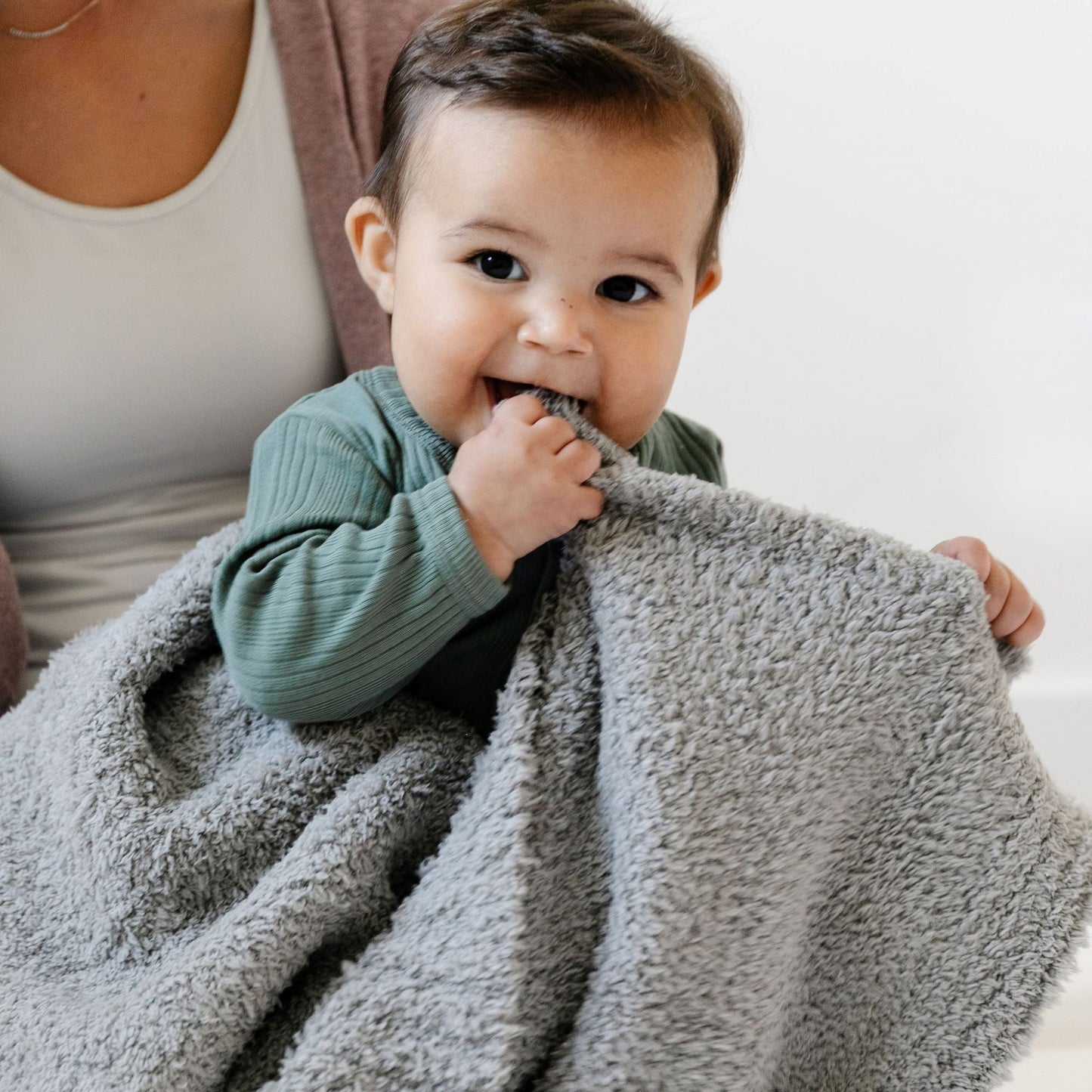 Bamboni® Receiving Blanket 30" x 40" Bamboo Rayon Blend