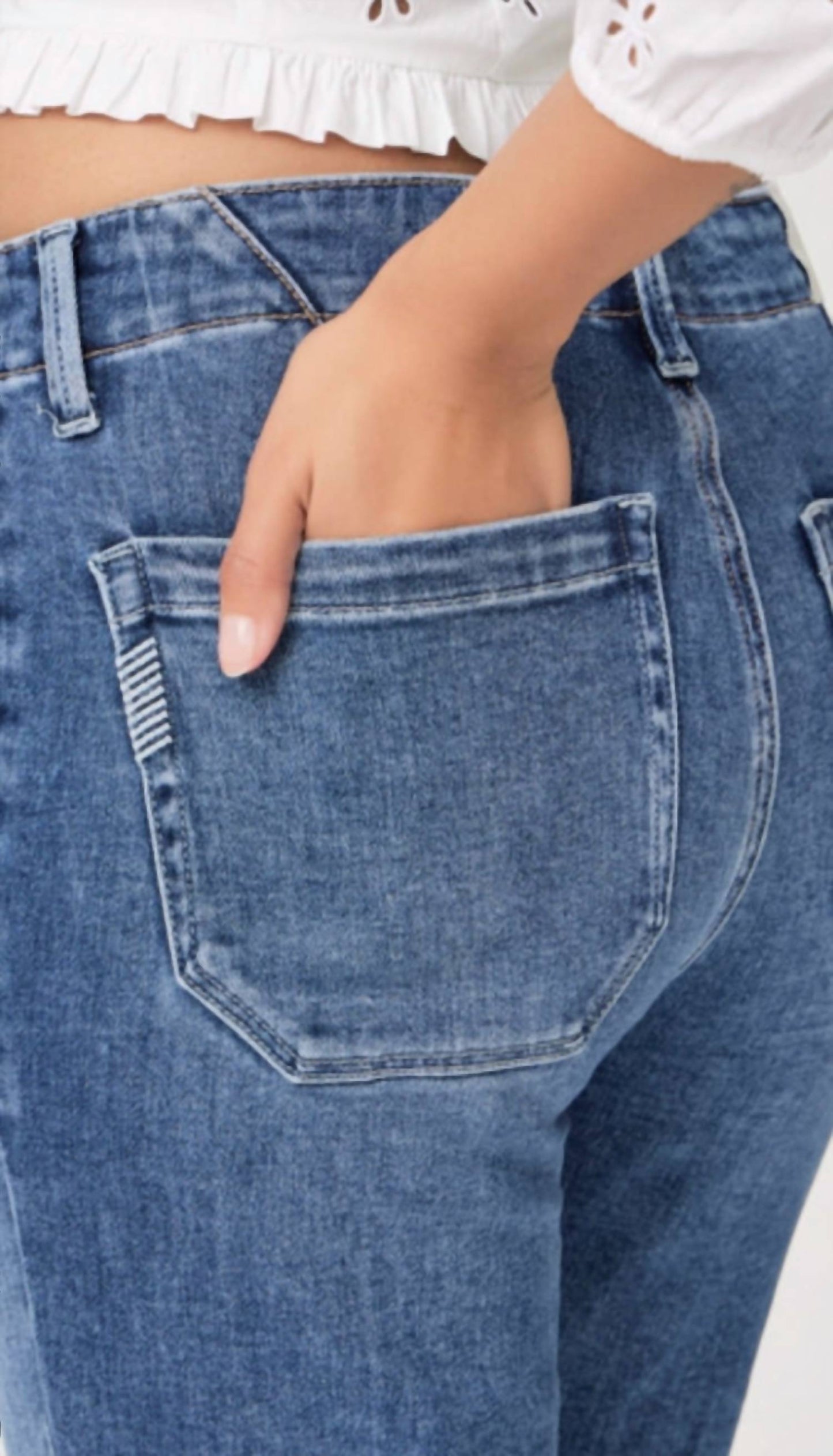 Paige - Mayslie Straight Ankle Jeans