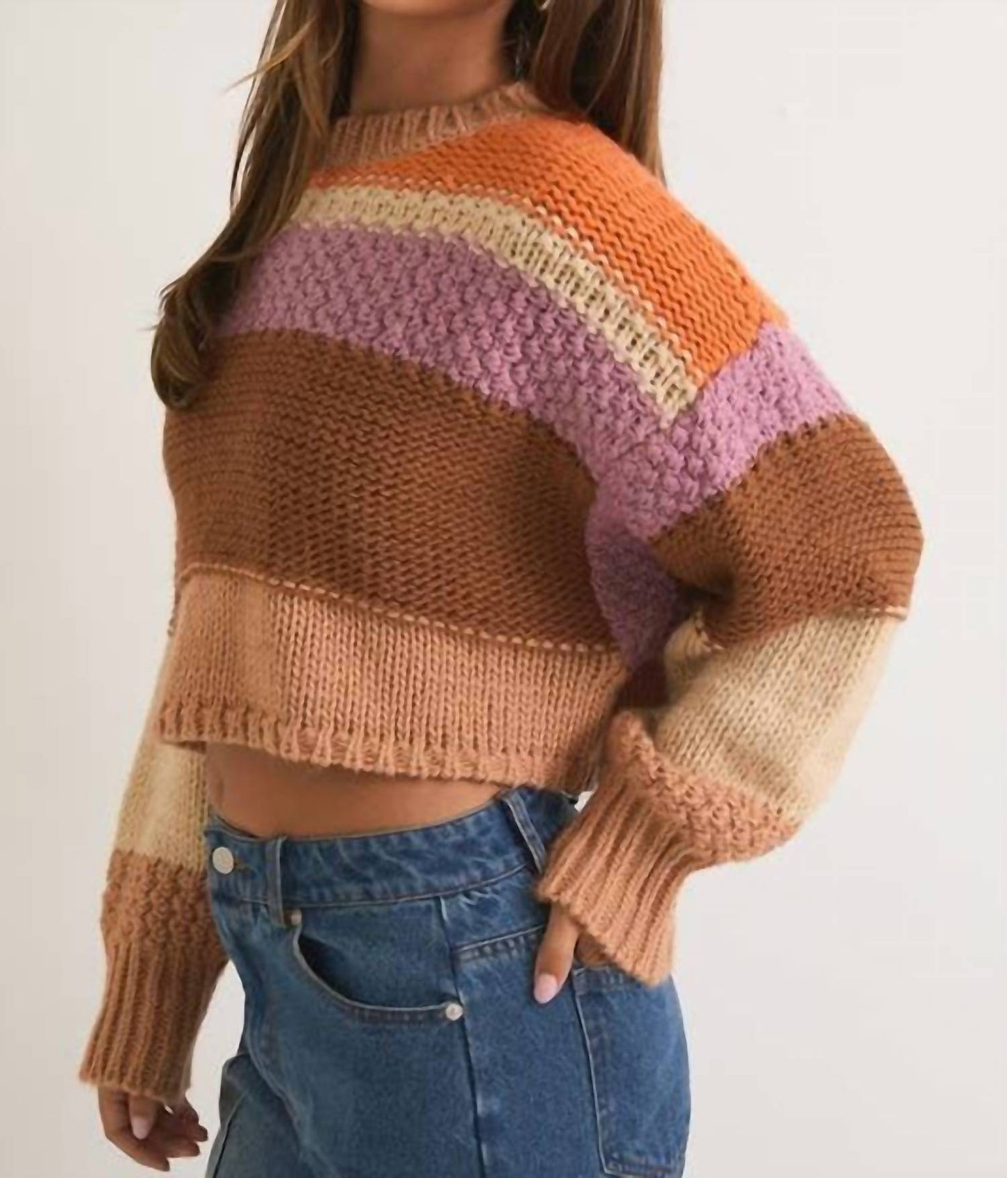 Le Lis - Round Neck Crop Sweater