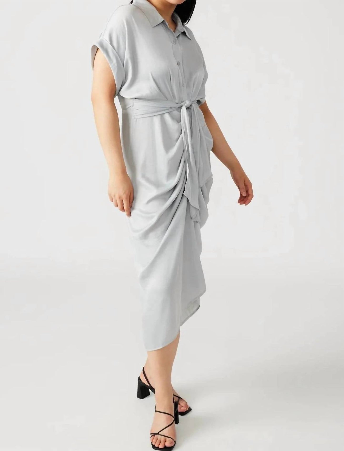 Steve Madden - SATIN TIE WAIST MIDI DRESS