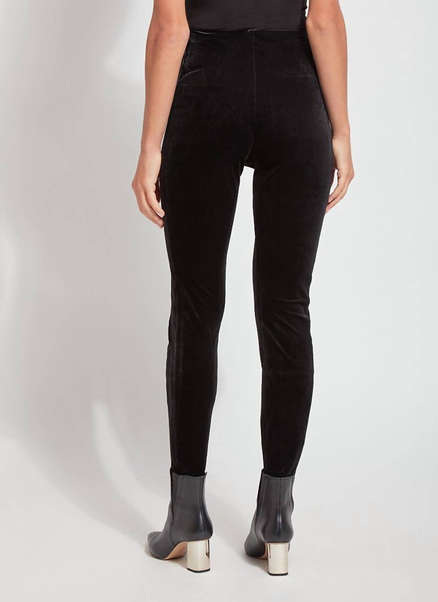 Lysse - Women's Mara Velvet Legging Pant