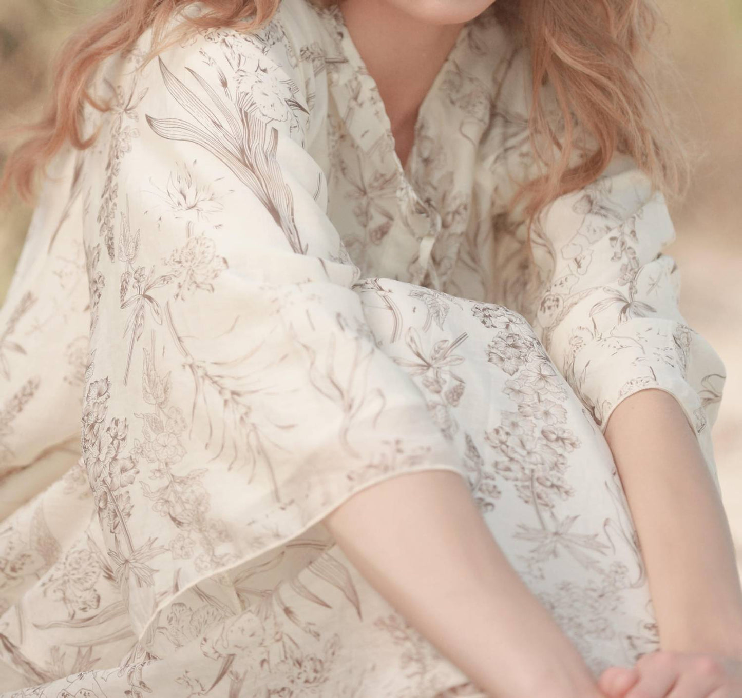 Mima Rosso - Flowy Toile Print Caftan Dress