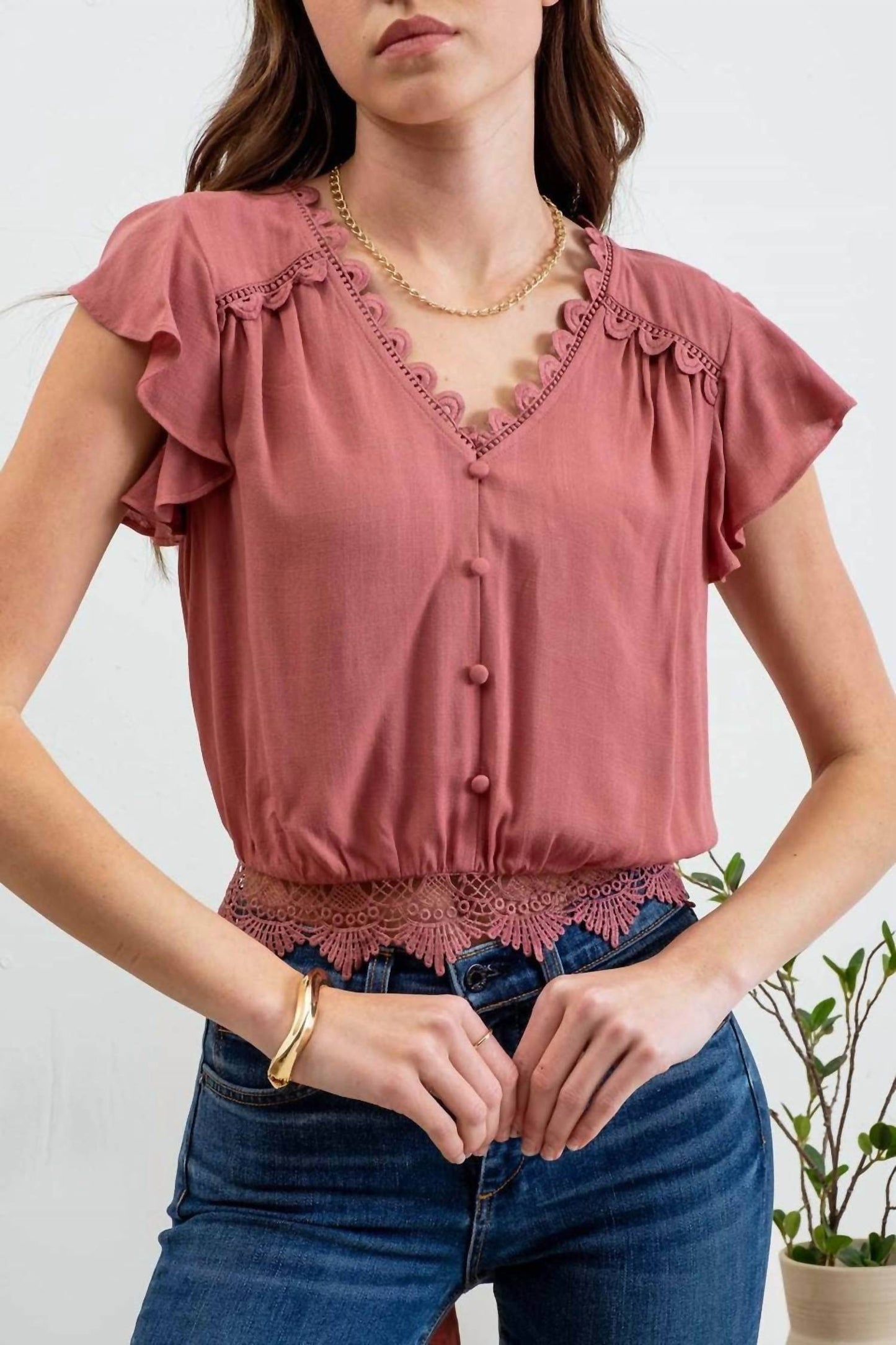 Blu Pepper - Scallop Lace Trim Back Tie Short Sleeve Crop Top