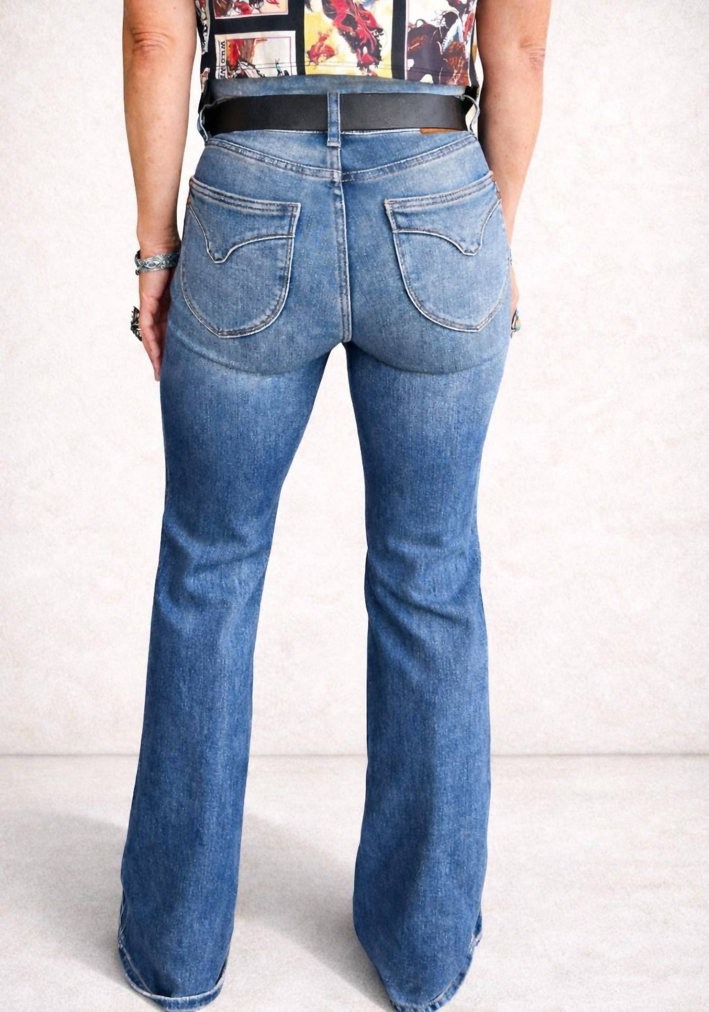 Judy Blue - The Wilder Flared Jean