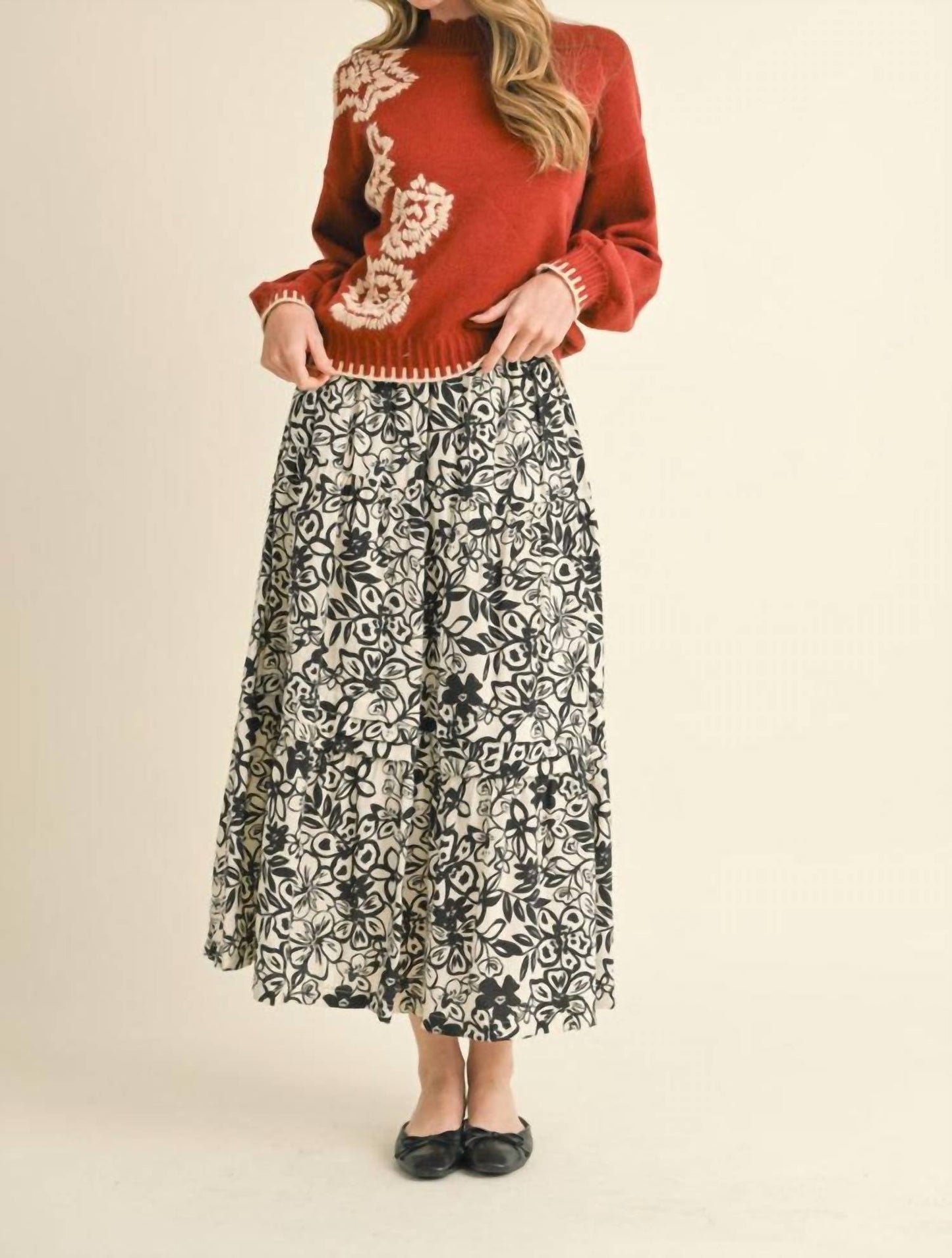 &Merci - Abigail Flower Detail Sweater