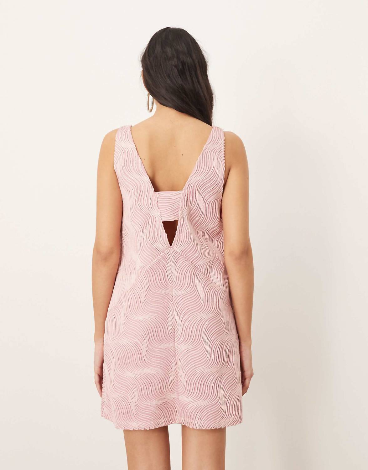 Arrange - Wave Textured Sleeveless V-neck Dress