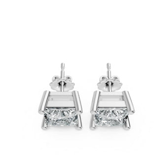 Aamiaa - Women's Princess Shape 4 Prong Push Back Studs