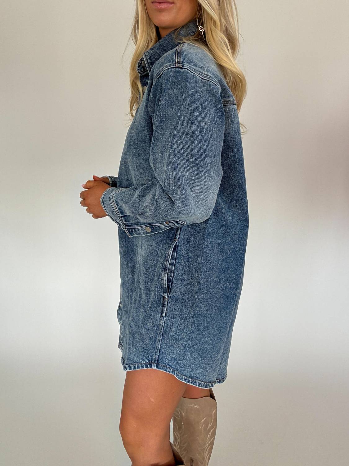 Veveret - Denim Button Down Dress