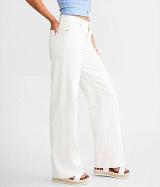 Hidden - Logan Relaxed Jean