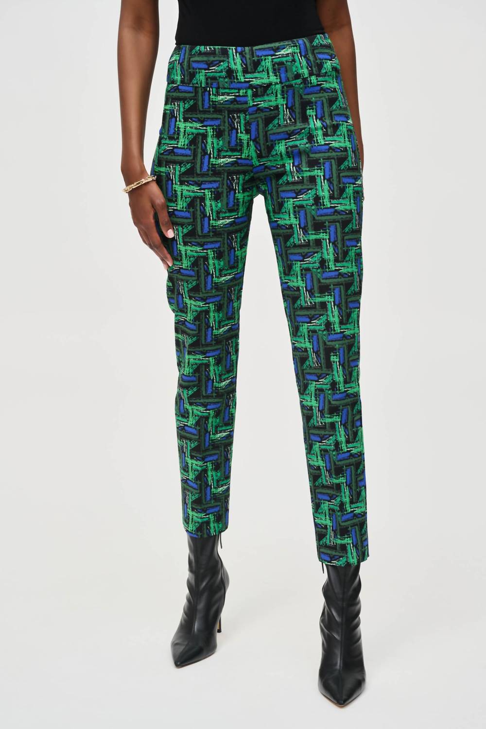Joseph Ribkoff - Abstract Print Slim Cropped Pant