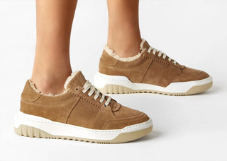 La Canadienne - Women's Klare Suede Sneaker