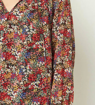 Entro - Floral V-neck Top