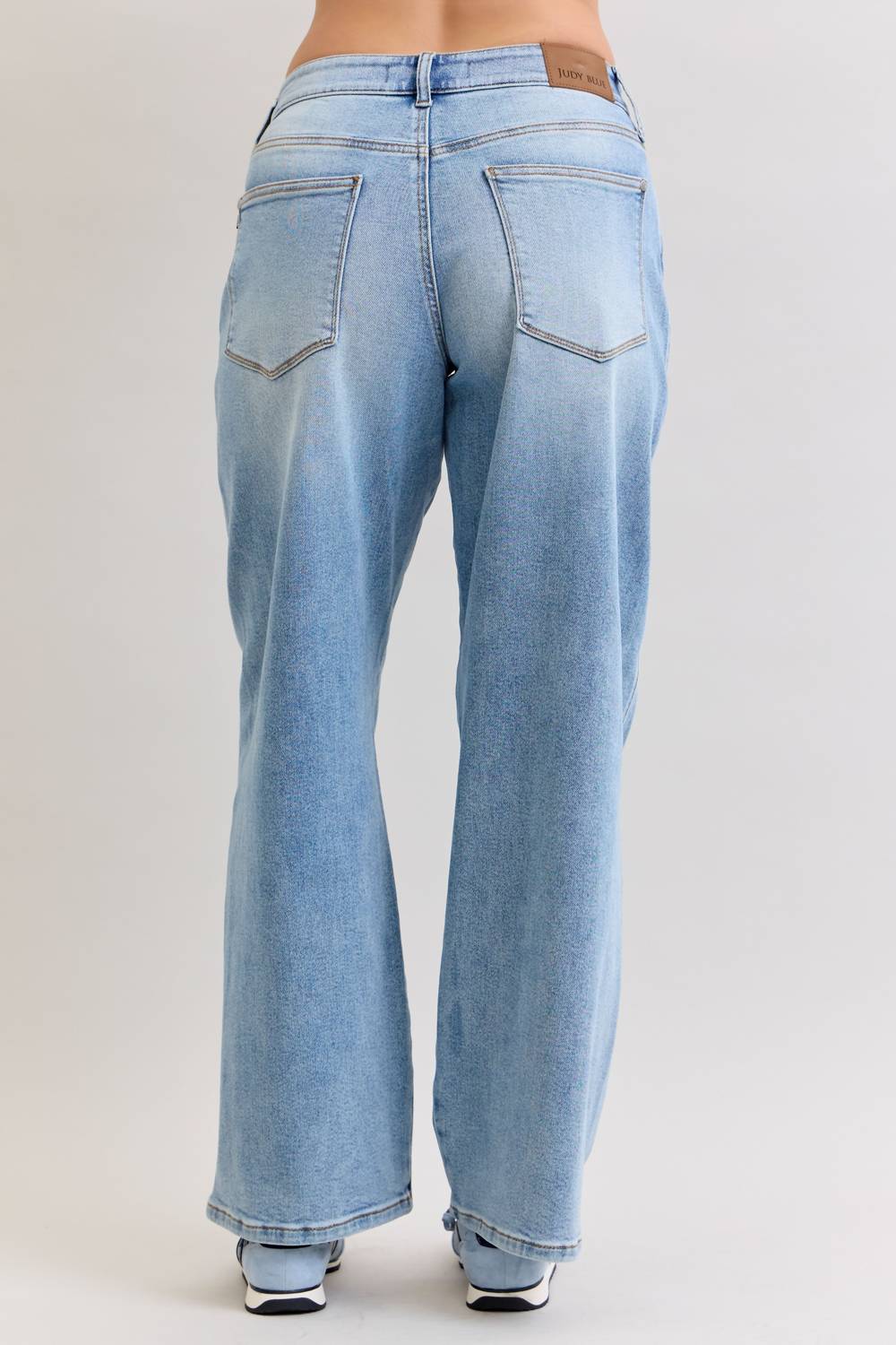 Judy Blue - Wilhemina Rigid Magic Twisted Side Seam Jeans