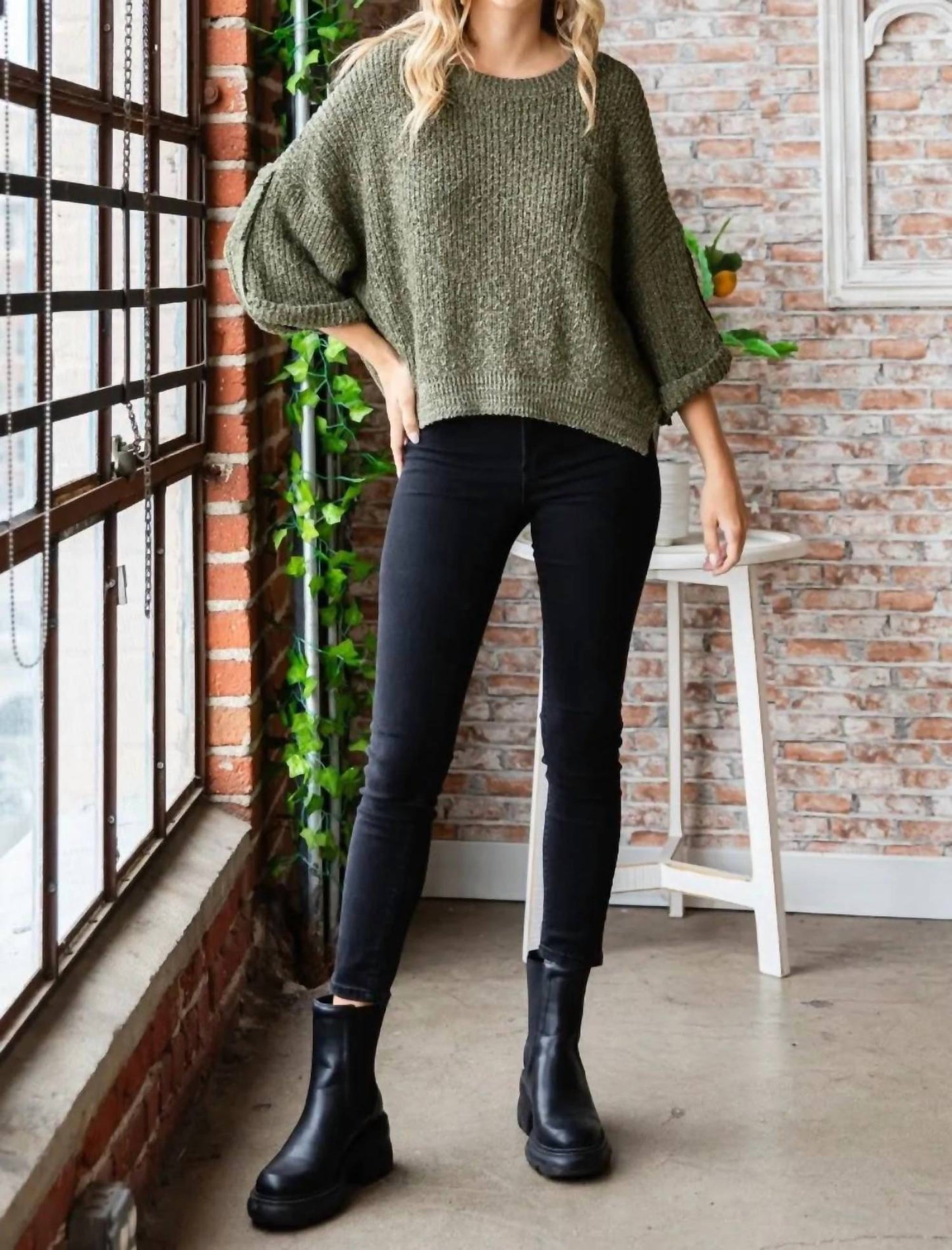 Trendsi - Veveret Round Neck Roll-Up Sweater