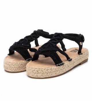 Xti - Women's Crossed Macrame Sandals