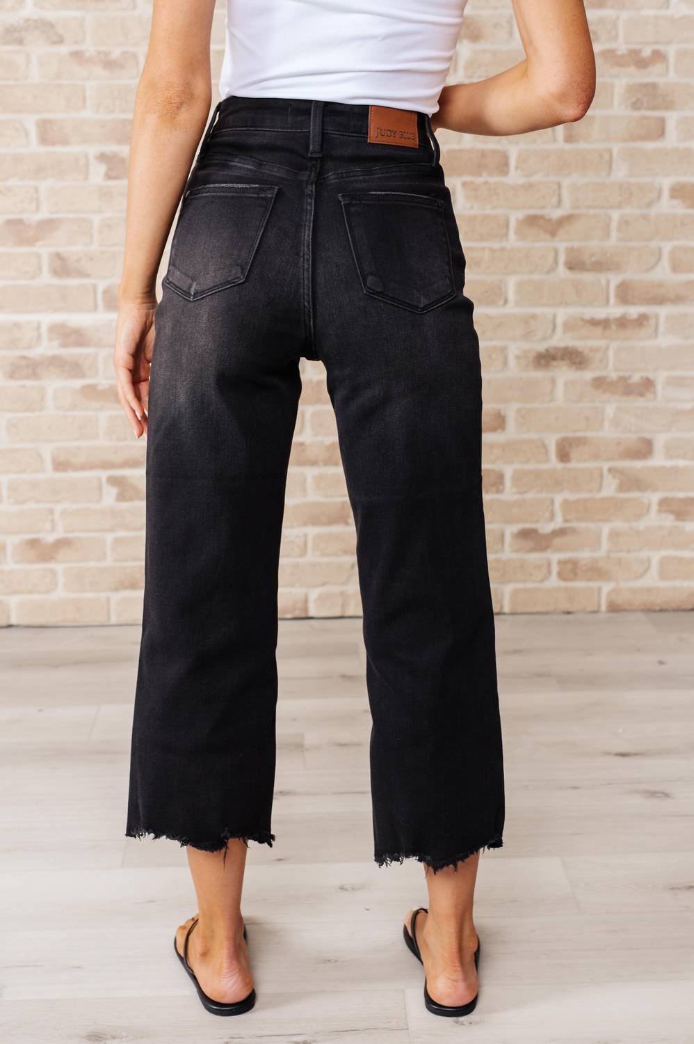 Judy Blue - High Rise Button Fly Wide Leg Crop Jean