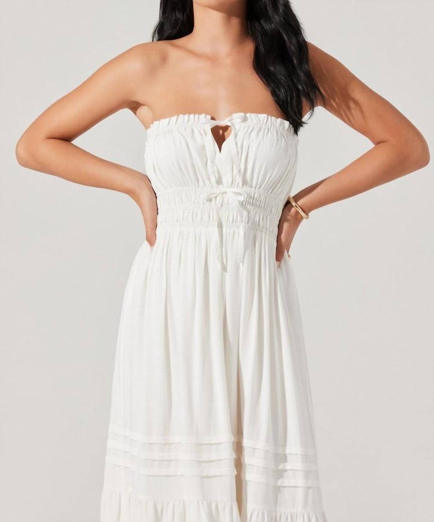 Astr - Aubrie Tie Front Dress