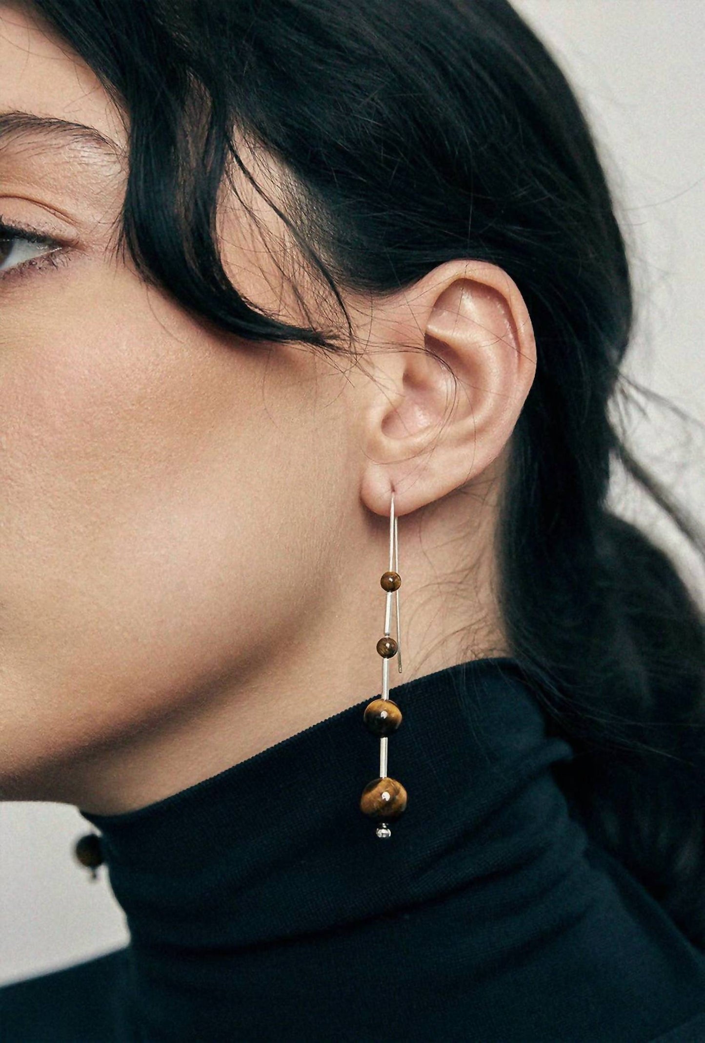 Maslo Jewelry - Idole Hook Earrings
